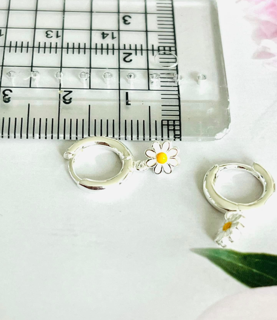 Madeliefje Oorringen Zilver Meisje | Geel - Afbeelding 2