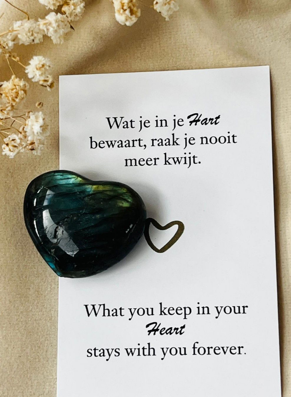 Labradoriet Hart Zakje “Wat je in je hart bewaart, raak je nooit meer kwijt”